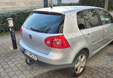 VW Golf 32.000 km 5.750 &euro; Ottendorf-Okrilla 01458