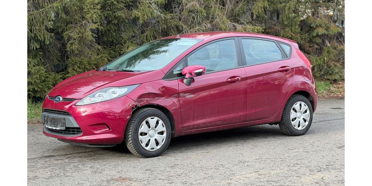 Ford Fiesta 131.000 km 2.490 &euro; Heidenau 01809