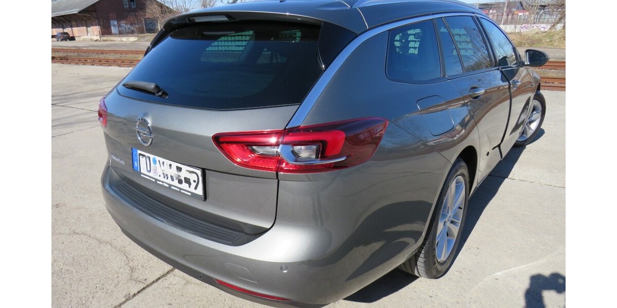 Opel Insignia B ST 59.990 km 16.950 &euro; RADEBERG 01454