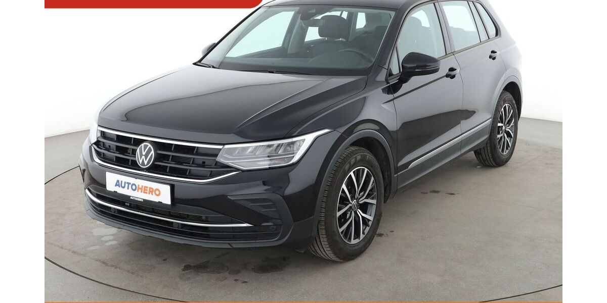 VW Tiguan 23.629 km 27.130 &euro; Dresden 01187