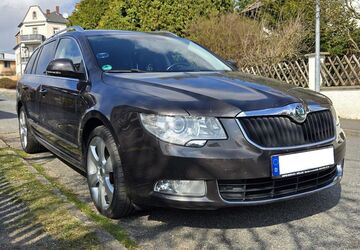 Skoda Superb 248.000 km 8.950 &euro; Freital OT Pesterwitz 01705