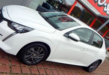 Peugeot 208 18.000 km 15.950 &euro; Pirna/ Dresden 01796