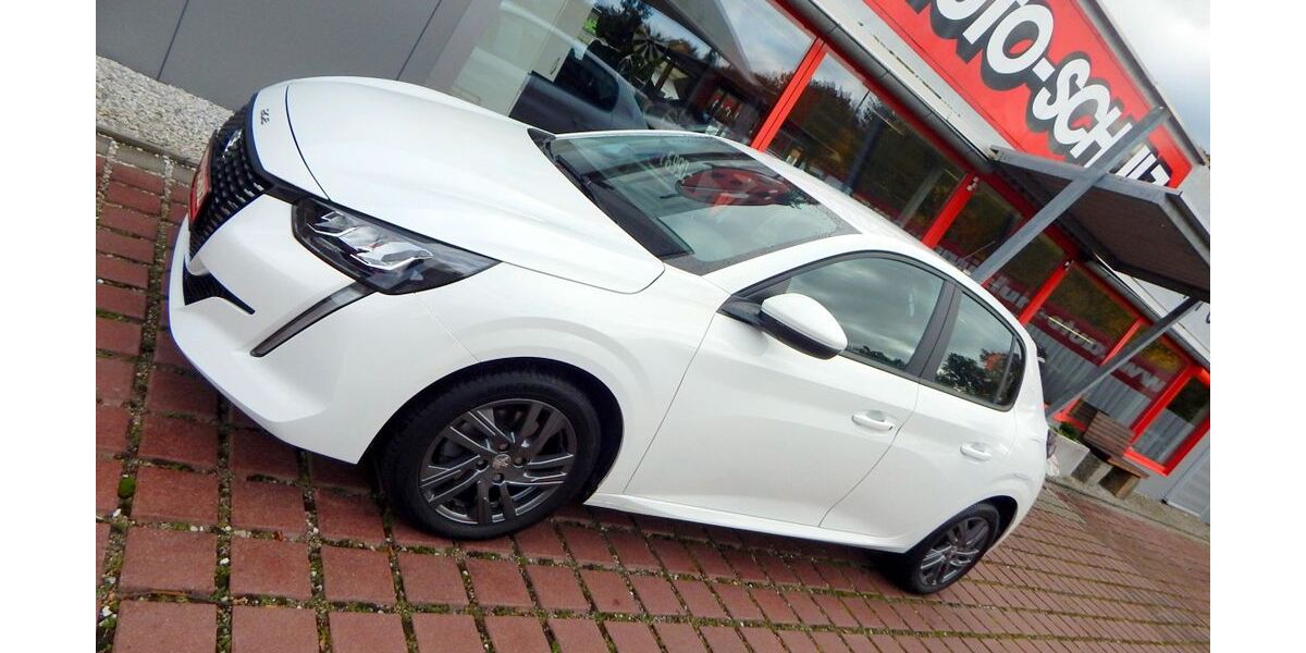 Peugeot 208 18.000 km 15.950 &euro; Pirna/ Dresden 01796