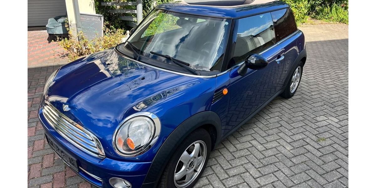Mini ONE 165.000 km 2.600 &euro; Dresden 01139