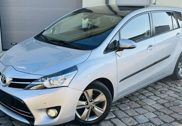 Toyota Verso 116.662 km 8.990 &euro; Dresden 01257