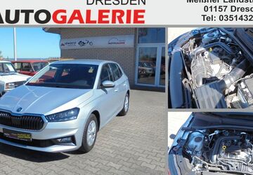 Skoda Fabia 104.400 km 12.480 &euro; Dresden 01157