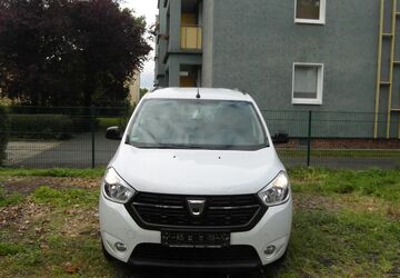 Dacia Lodgy 123.088 km 7.999 &euro; Dresden 01237
