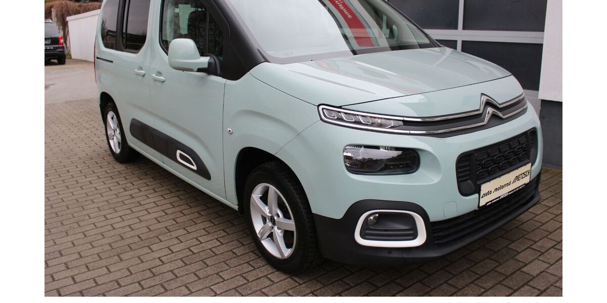 Citroen Berlingo 91.000 km 15.900 &euro; Radebeul-Dresden 01445