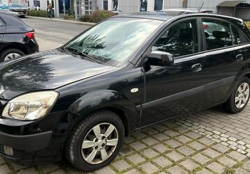 Kia Rio 246.000 km 1.300 &euro; Dresden 01139