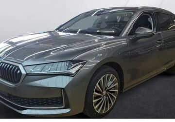 Skoda Superb 14.647 km 40.990 &euro; Dresden 01169