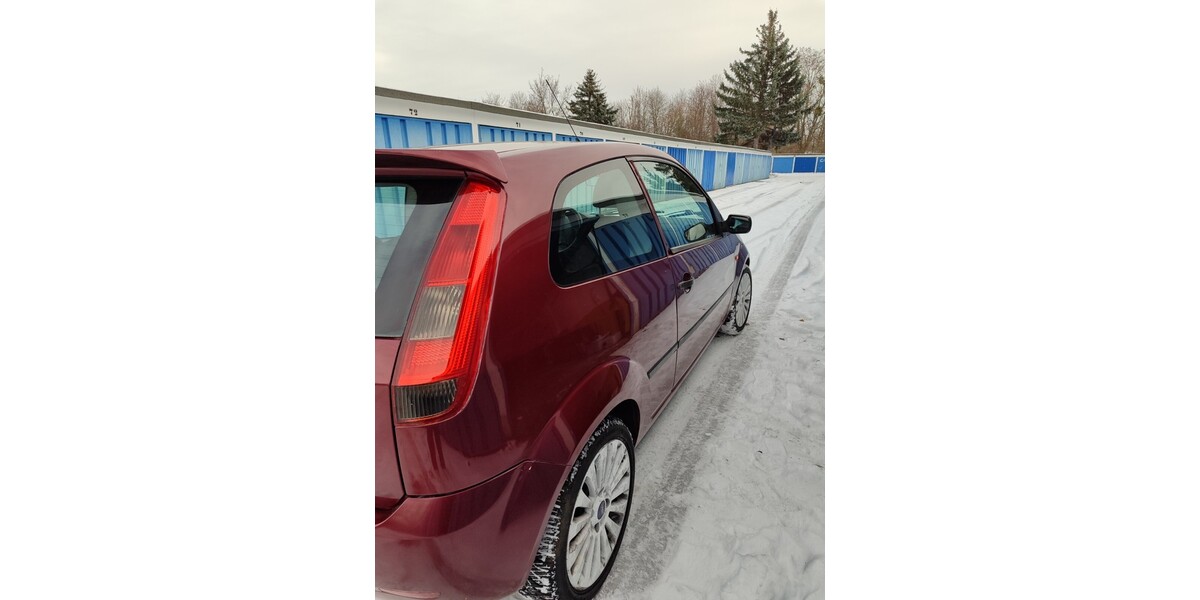 Ford Fiesta 230.000 km 1.500 &euro; Dresden 01067