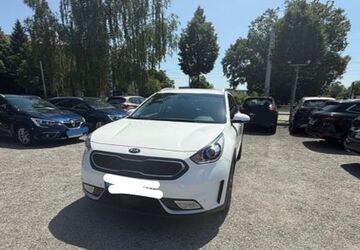Kia Niro 70.000 km 15.900 &euro; Dresden 01307
