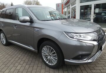 Mitsubishi Outlander 58.663 km 23.490 &euro; Radebeul 01445