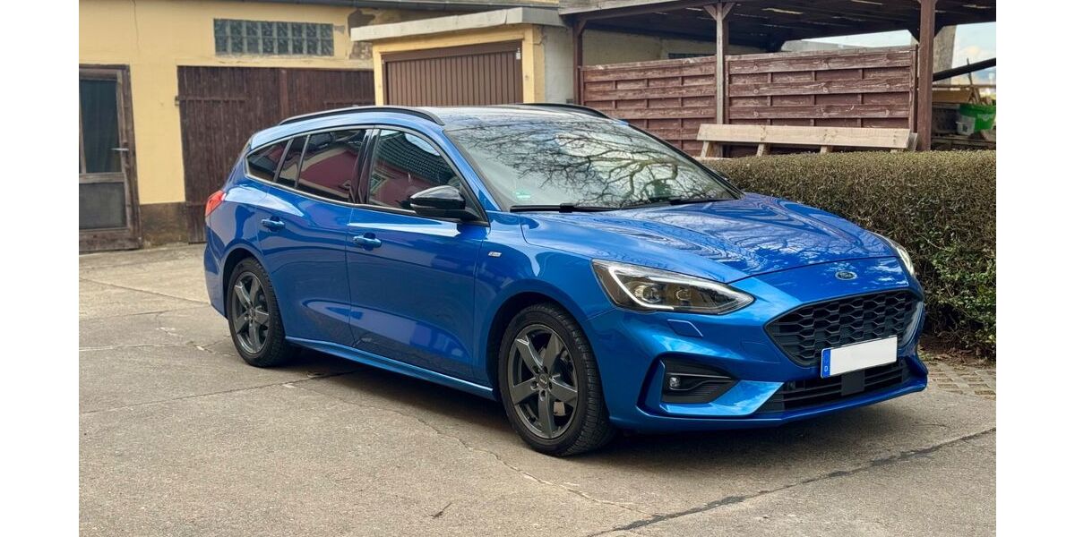 Ford Focus 46.500 km 16.900 &euro; Dresden 01157