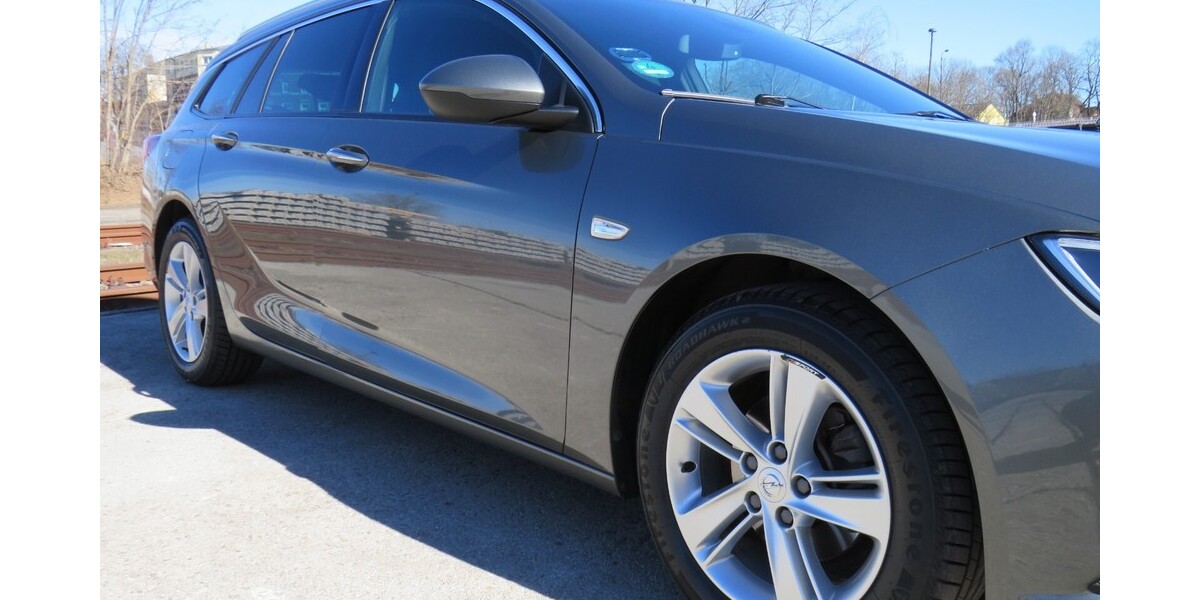 Opel Insignia B ST 59.990 km 16.950 &euro; RADEBERG 01454