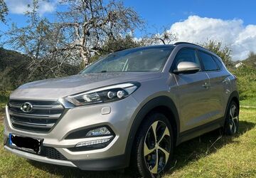 Hyundai TUCSON 123.500 km 15.800 &euro; Dresden 01159