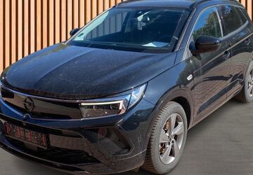 Opel Grandland (X) 25.820 km 16.880 &euro; Dresden 01328