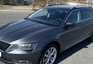 Skoda Superb 171.500 km 15.900 &euro; Dresden 01189