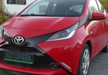 Toyota Aygo (X) 52.500 km 6.990 &euro; Dresden 01237