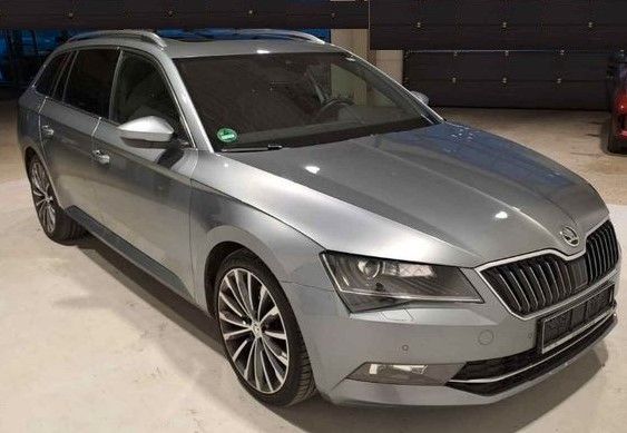 Skoda Superb 216.900 km 14.900 &euro; Bannewitz 01728