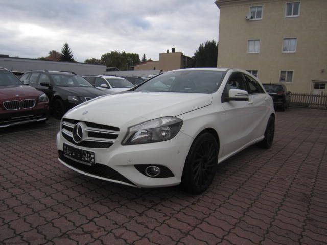 Mercedes-Benz A 180 158.495 km 10.999 &euro; Dresden 01219