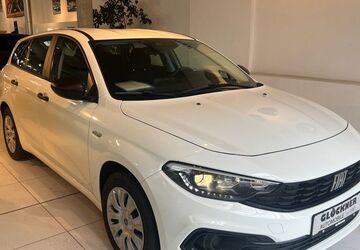 Fiat Tipo 48.636 km 12.990 &euro; Dresden 01109