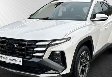 Hyundai TUCSON 8.480 km 30.655 &euro; Dresden / Radebeul 01445