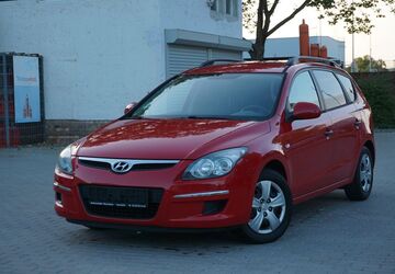 Hyundai i30 196.900 km 2.300 &euro; Dresden 01067