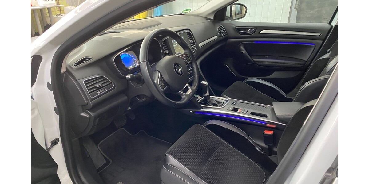 Renault Megane IV Grandtour 89.000 km 13.800 &euro; Dresden 01067