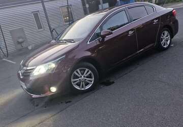 Toyota Avensis 114.800 km 11.500 &euro; Cotta (Dresden) 01157