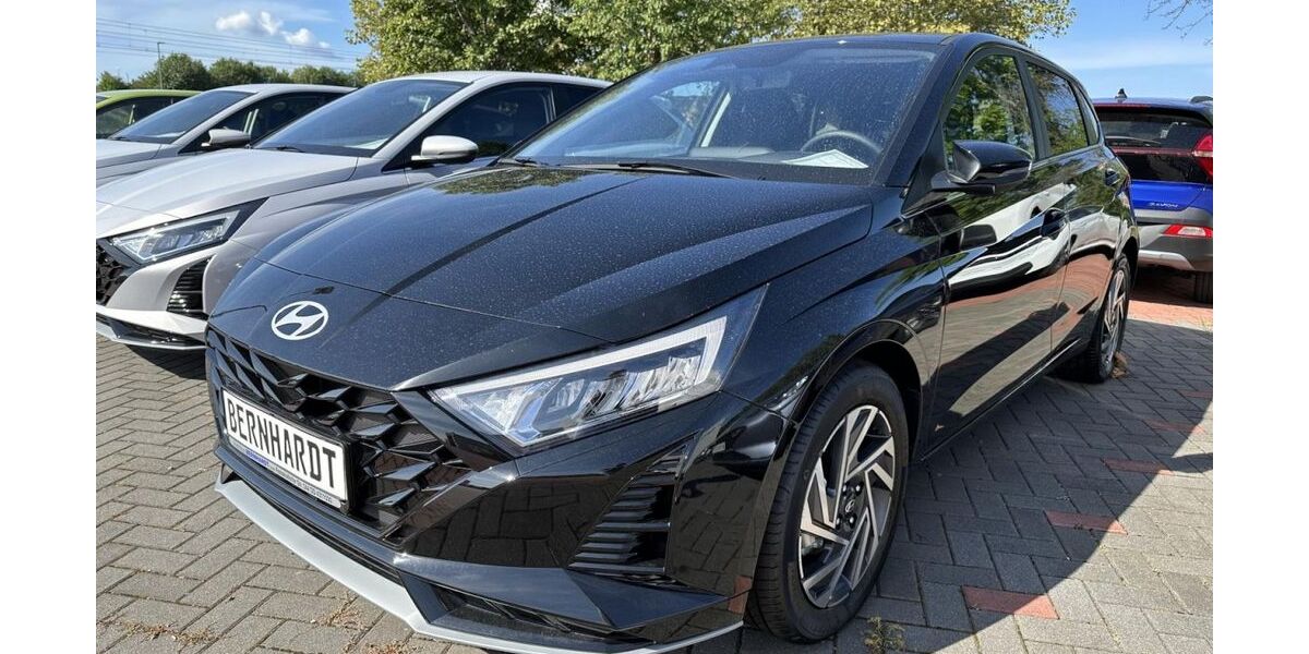 Hyundai i20 1.500 km 16.990 &euro; Dresden 01156