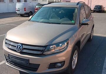 VW Tiguan 193.000 km 6.990 &euro; Dresden 01237