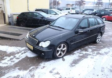 Mercedes-Benz C 320 303.493 km 1.400 &euro; Dresden 01237