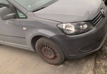 VW Caddy 280.000 km 2.000 &euro; Hals 09370