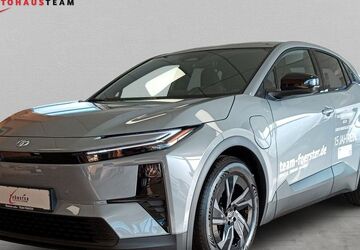 Toyota C-HR 2.500 km 42.685 &euro; Pirna 01796