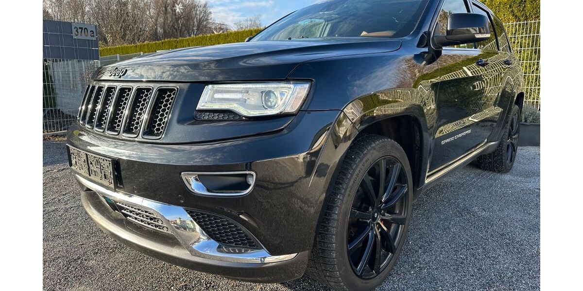 Jeep Grand Cherokee 252.000 km 14.500 &euro; Dresden 01259