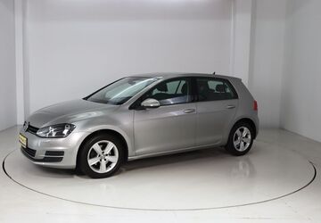 VW Golf 162.343 km 7.980 &euro; Dresden 01237