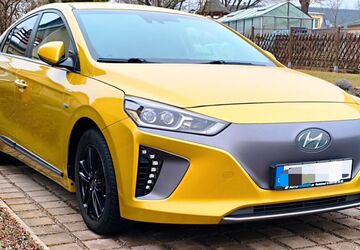 Hyundai IONIQ 89.000 km 12.400 &euro; Rabenau OT Oelsa 01734