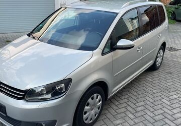 VW Touran 144.000 km 4.444 &euro; Dresden 01139