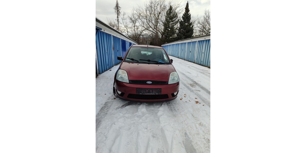 Ford Fiesta 230.000 km 1.500 &euro; Dresden 01067