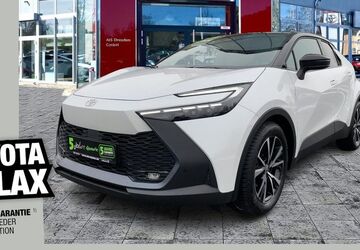 Toyota C-HR 2.288 km 27.280 &euro; Dresden 01139