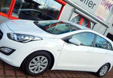 Hyundai i30 91.800 km 9.950 &euro; Pirna/ Dresden 01796