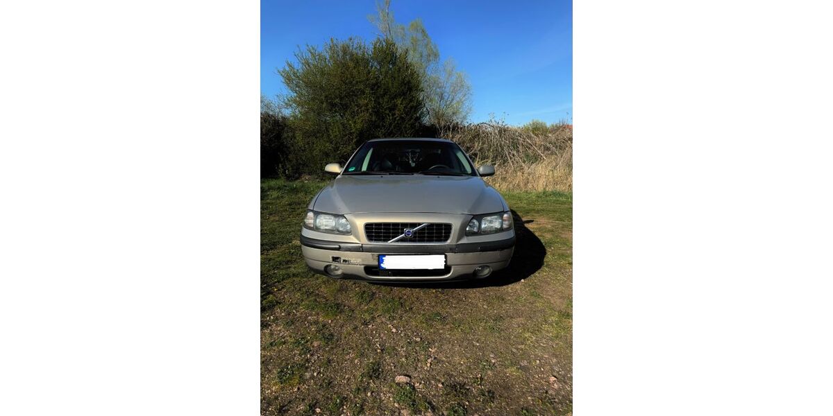Volvo S60 281.300 km 2.500 &euro; Coswig 01640
