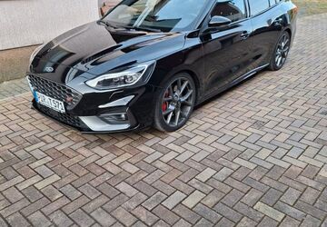 Ford Focus 86.500 km 19.900 &euro; Bad Gottleuba Berggießhübel 01816