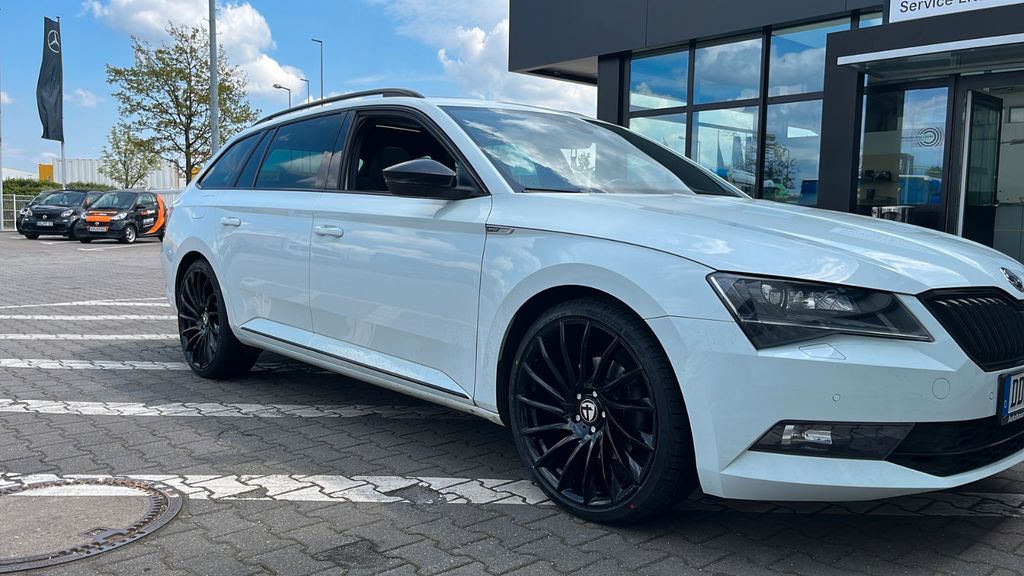 Skoda Superb 142.000 km 22.000 &euro; Dresden 01279