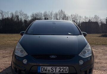 Ford S-Max 253.000 km 5.500 &euro; Kesselsdorf 01723