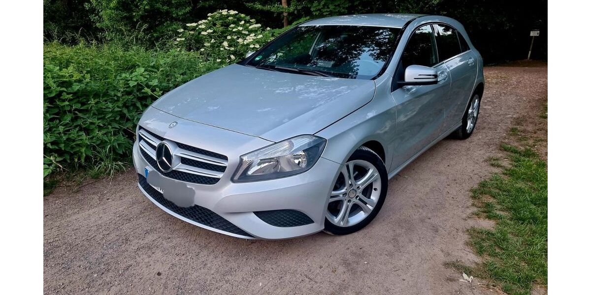 Mercedes-Benz A 180 149.000 km 8.999 &euro; Radebeul 01445