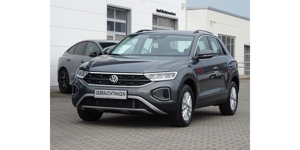 VW T-Roc 4.910 km 27.790 &euro; Meißen 01662