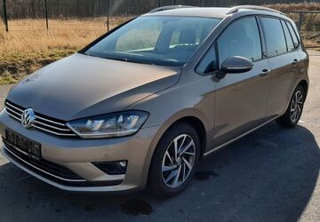 VW Golf Sportsvan 29.000 km 13.990 &euro; Dresden 01259