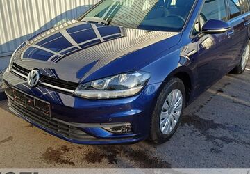 VW Golf 34.300 km 15.499 &euro; Dresden 01157